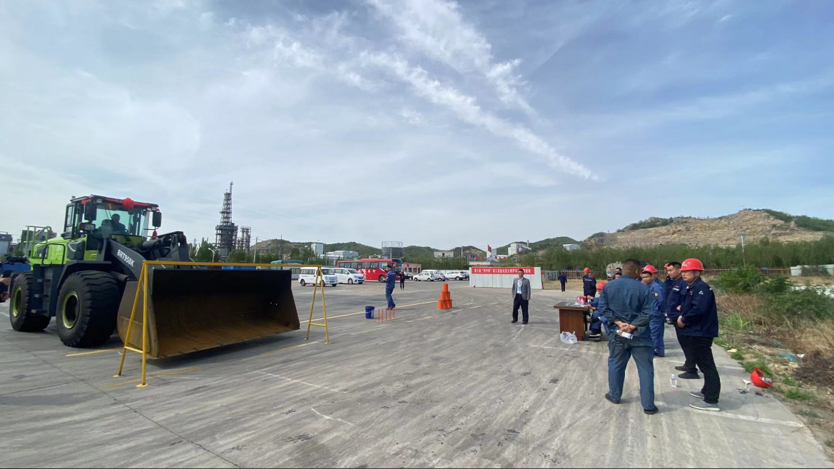 安阳市殷都区总工会进行安阳市新型化工产业集群技术较量暨第十届“同兴杯”职工技术大赛